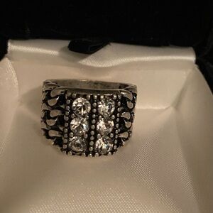 Premier designs Grand antique matte silver size 10